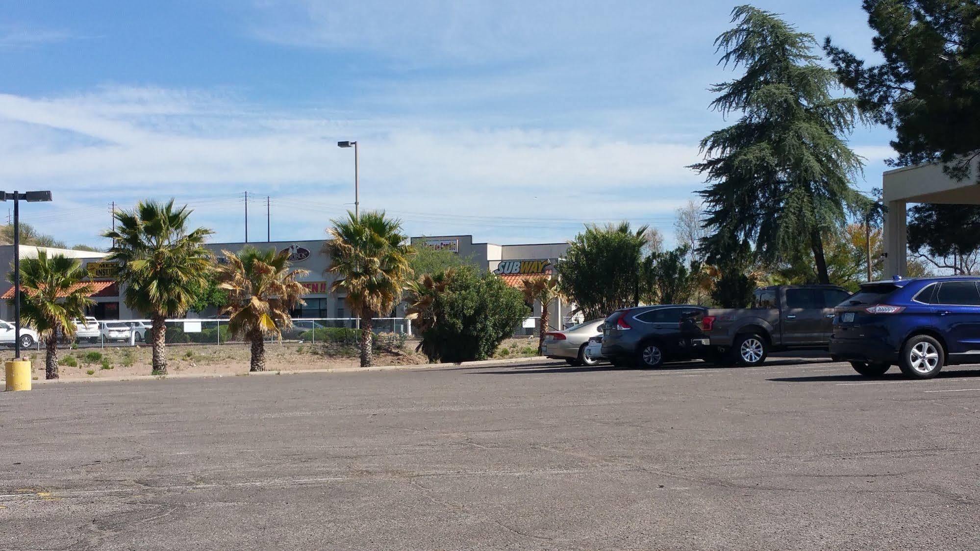 Mariposa Hotel Nogales Zewnętrze zdjęcie